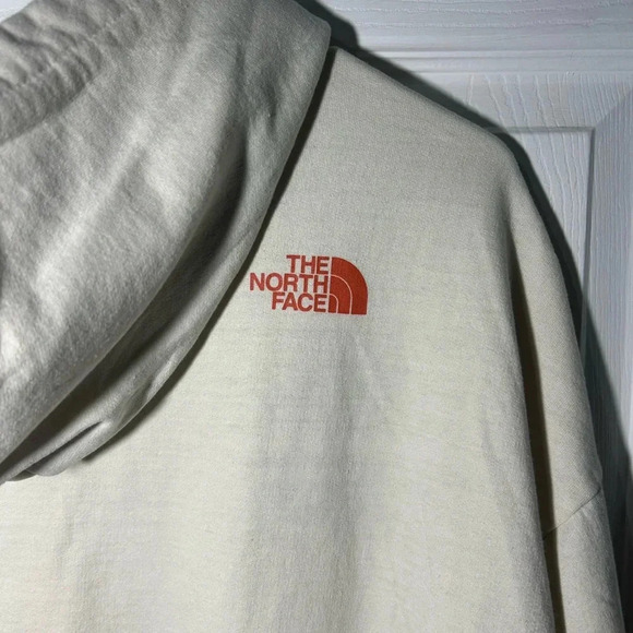 THE NORTH FACE Never Stop Exploring Cropped Hoodie Soft White. Size Large. - Picture 4 of 8